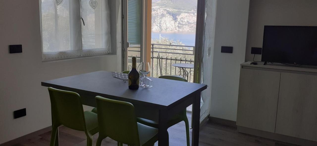 Appartamento Leccino Malcesine Bagian luar foto